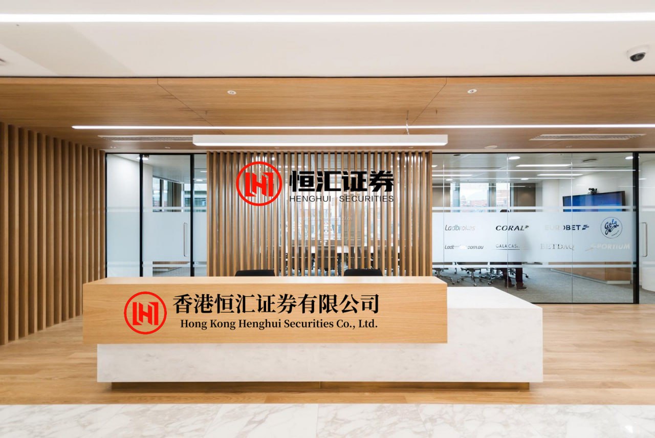 申银策略 乌克兰为啥口碑不好，因为他干的那些事，真的招人恨，一个话都说不利索、